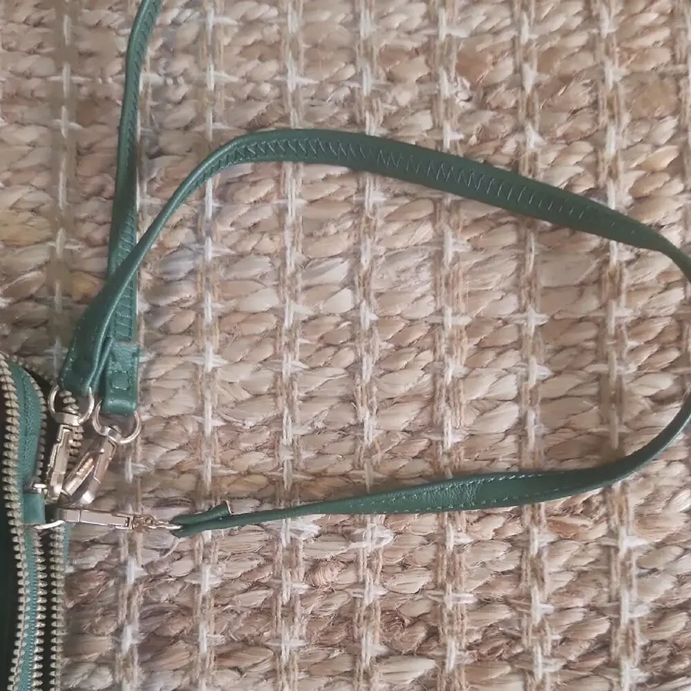 Forever Young Green Crossbody Camera Travel Sightsee Adjustable Strap Purse